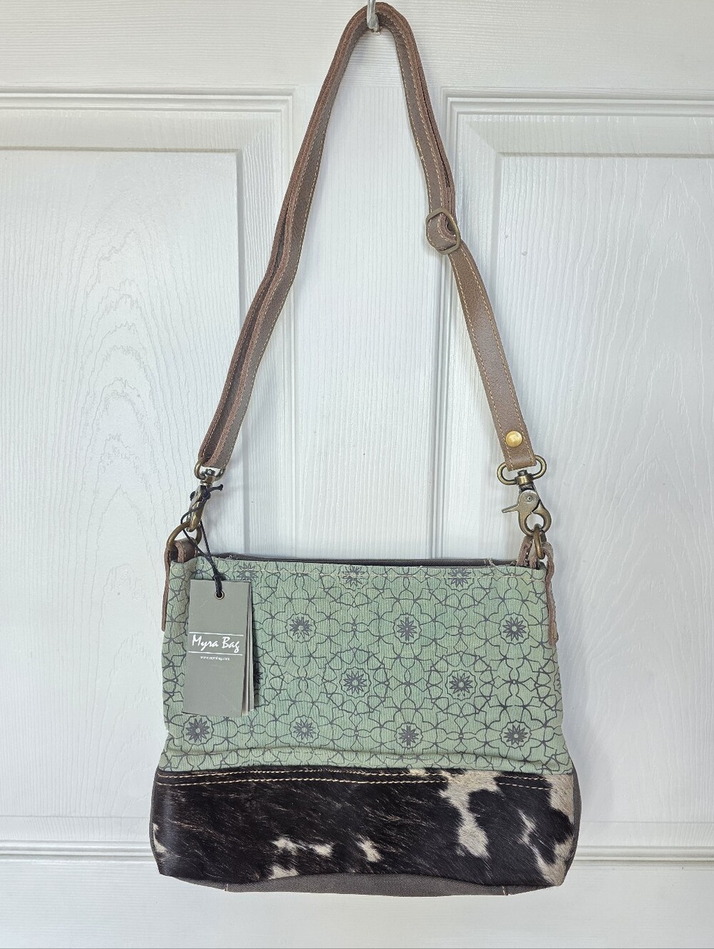 NWT Myra Green Floral Cowhide Shoulder Bag